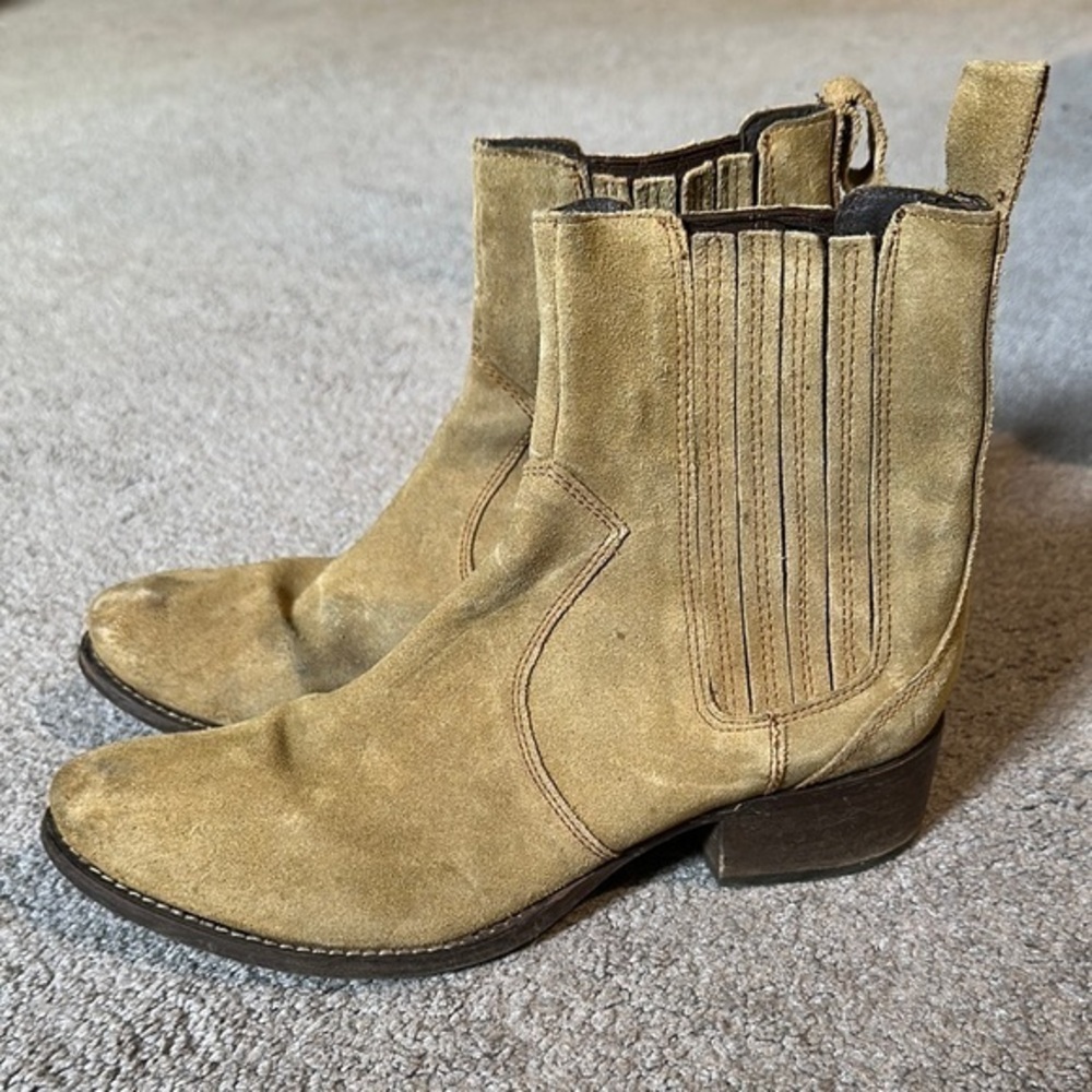 Matisse Easy Street Genuine Suede Pull On Western Bootie GUC 10